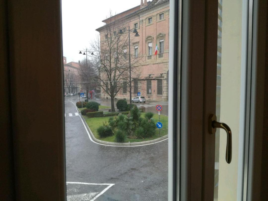 Piazza San Domenico Rooms - Bedinbolognacentro Экстерьер фото